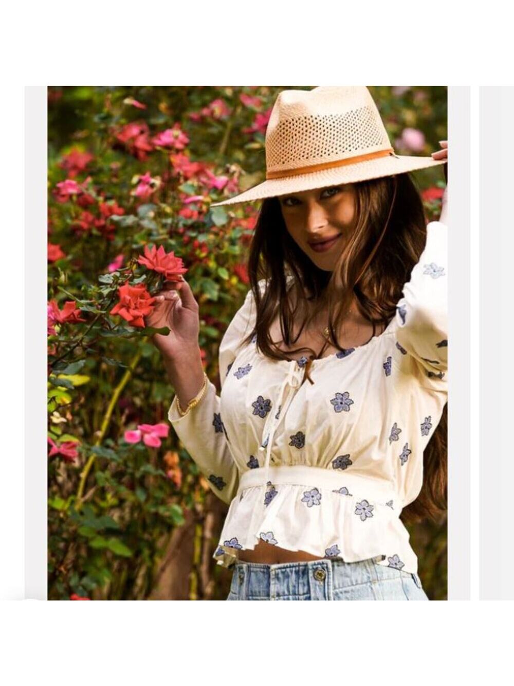 NEW Ciao Lucia Bellissa Top Embroidered Sz S